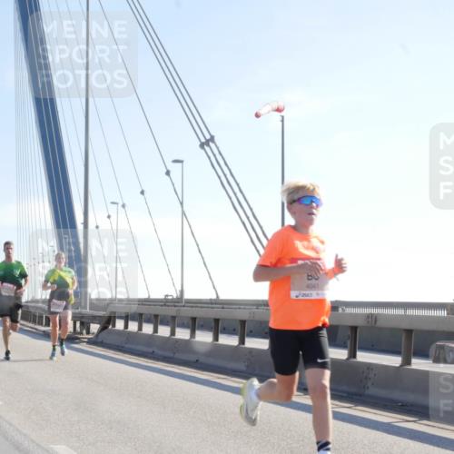 03.10.2025 - Köhlbrandbrückenlauf Matties Gatica Varas http://msf.ph/oto/9020264 03.10.2025 12:21:39 Position 1 4041 meine-sportfotos.de