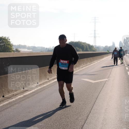03.10.2025 - Köhlbrandbrückenlauf Fabian Wolf http://msf.ph/oto/9020281 03.10.2025 09:30:23 Position 3 2360 meine-sportfotos.de