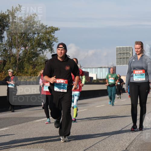 03.10.2025 - Köhlbrandbrückenlauf Luisa Fischer http://msf.ph/oto/9020394 03.10.2025 11:12:31 Position 3 2636, 2443 meine-sportfotos.de