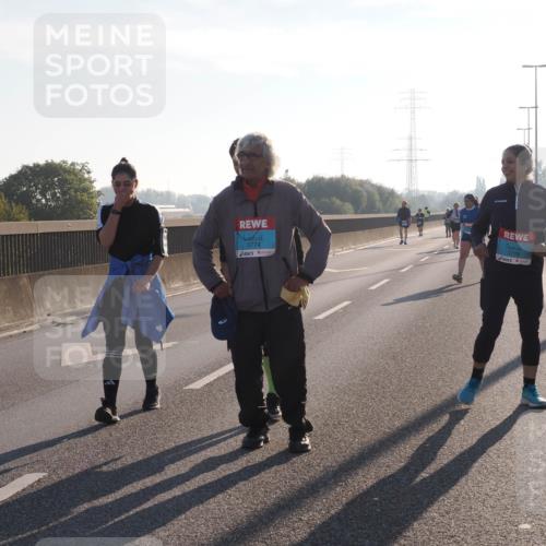03.10.2025 - Köhlbrandbrückenlauf Fabian Wolf http://msf.ph/oto/9020400 03.10.2025 09:30:46 Position 3 3774, 3776 meine-sportfotos.de