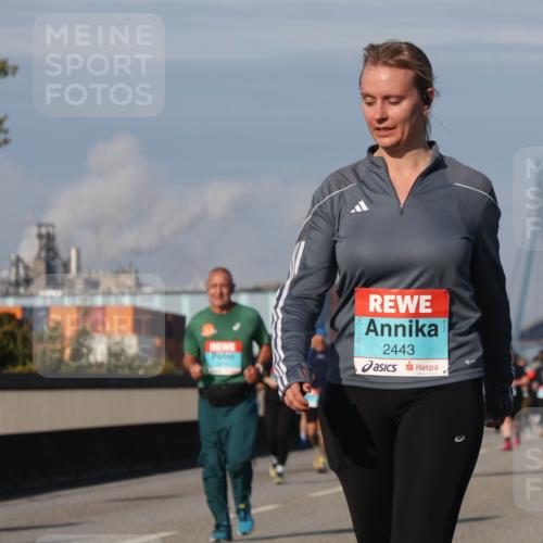 03.10.2025 - Köhlbrandbrückenlauf Luisa Fischer http://msf.ph/oto/9020417 03.10.2025 11:12:34 Position 3 2443 meine-sportfotos.de