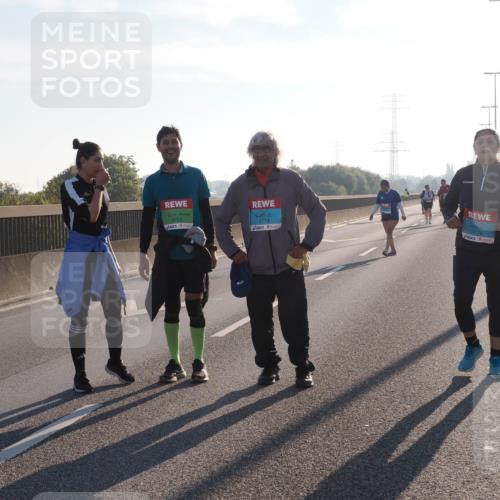 03.10.2025 - Köhlbrandbrückenlauf Fabian Wolf http://msf.ph/oto/9020427 03.10.2025 09:30:47 Position 3 9702, 3774, 3776 meine-sportfotos.de