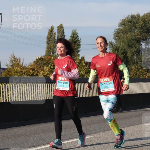 03.10.2025 - Köhlbrandbrückenlauf Luisa Fischer http://msf.ph/oto/9020428 03.10.2025 11:12:35 Position 3 2554, 2533 meine-sportfotos.de