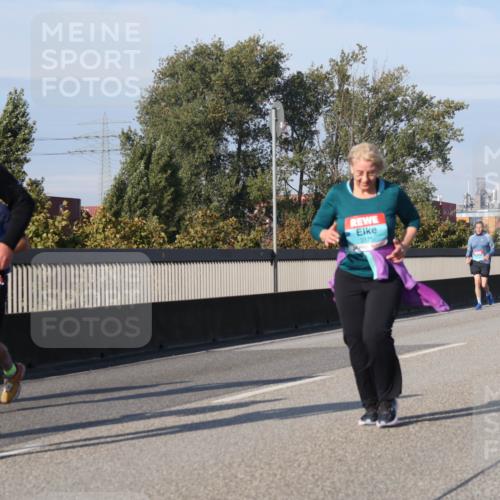 03.10.2025 - Köhlbrandbrückenlauf Luisa Fischer http://msf.ph/oto/9020518 03.10.2025 11:12:48 Position 3 2175 meine-sportfotos.de