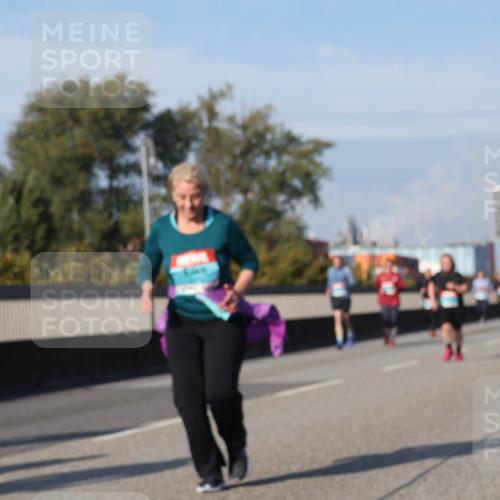 03.10.2025 - Köhlbrandbrückenlauf Luisa Fischer http://msf.ph/oto/9020524 03.10.2025 11:12:48 Position 3  meine-sportfotos.de