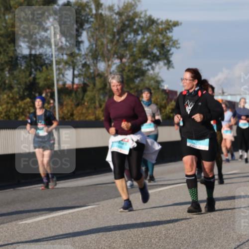 03.10.2025 - Köhlbrandbrückenlauf Luisa Fischer http://msf.ph/oto/9020634 03.10.2025 11:13:01 Position 3 2900 meine-sportfotos.de