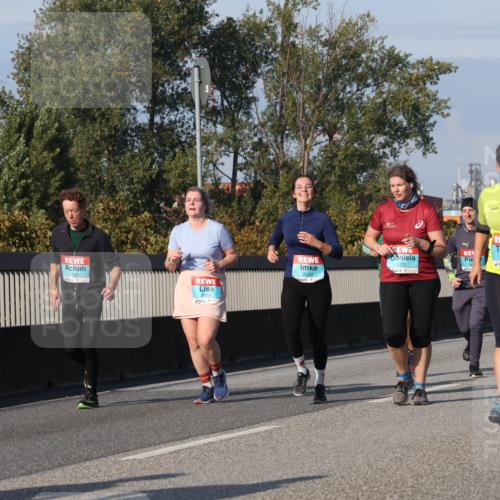 03.10.2025 - Köhlbrandbrückenlauf Luisa Fischer http://msf.ph/oto/9020691 03.10.2025 11:13:07 Position 3 1221, 2252, 266, 2332, 3254 meine-sportfotos.de