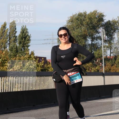 03.10.2025 - Köhlbrandbrückenlauf Luisa Fischer http://msf.ph/oto/9020810 03.10.2025 11:13:21 Position 3 2634 meine-sportfotos.de