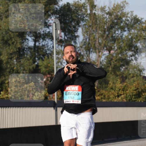 03.10.2025 - Köhlbrandbrückenlauf Luisa Fischer http://msf.ph/oto/9020826 03.10.2025 11:13:24 Position 3 1763 meine-sportfotos.de