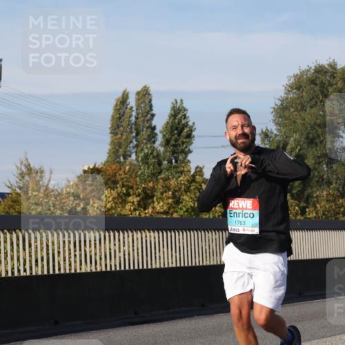 03.10.2025 - Köhlbrandbrückenlauf Luisa Fischer http://msf.ph/oto/9020836 03.10.2025 11:13:25 Position 3 1763 meine-sportfotos.de
