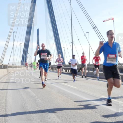 03.10.2025 - Köhlbrandbrückenlauf Matties Gatica Varas http://msf.ph/oto/9020874 03.10.2025 12:23:21 Position 1 5091 meine-sportfotos.de