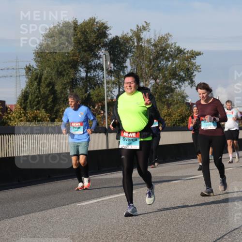 03.10.2025 - Köhlbrandbrückenlauf Luisa Fischer http://msf.ph/oto/9020878 03.10.2025 11:13:30 Position 3 1991, 2316, 2184 meine-sportfotos.de