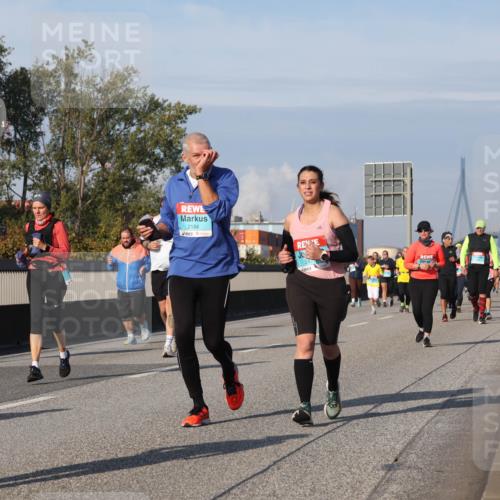 03.10.2025 - Köhlbrandbrückenlauf Luisa Fischer http://msf.ph/oto/9020899 03.10.2025 11:13:32 Position 3 2184, 247 meine-sportfotos.de
