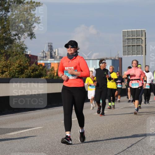 03.10.2025 - Köhlbrandbrückenlauf Luisa Fischer http://msf.ph/oto/9020940 03.10.2025 11:13:37 Position 3 257 meine-sportfotos.de