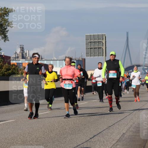 03.10.2025 - Köhlbrandbrückenlauf Luisa Fischer http://msf.ph/oto/9020963 03.10.2025 11:13:39 Position 3 2457 meine-sportfotos.de