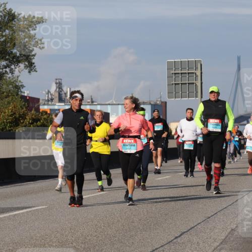 03.10.2025 - Köhlbrandbrückenlauf Luisa Fischer http://msf.ph/oto/9020966 03.10.2025 11:13:40 Position 3  meine-sportfotos.de