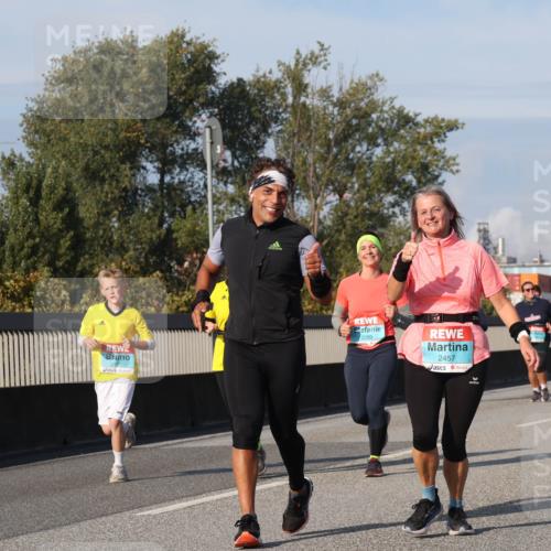03.10.2025 - Köhlbrandbrückenlauf Luisa Fischer http://msf.ph/oto/9021000 03.10.2025 11:13:44 Position 3 2299, 2457, 3634 meine-sportfotos.de