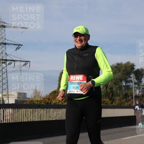 03.10.2025 - Köhlbrandbrückenlauf Luisa Fischer http://msf.ph/oto/9021040 03.10.2025 11:13:49 Position 3 3634 meine-sportfotos.de