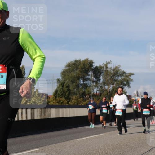 03.10.2025 - Köhlbrandbrückenlauf Luisa Fischer http://msf.ph/oto/9021045 03.10.2025 11:13:50 Position 3 3634 meine-sportfotos.de