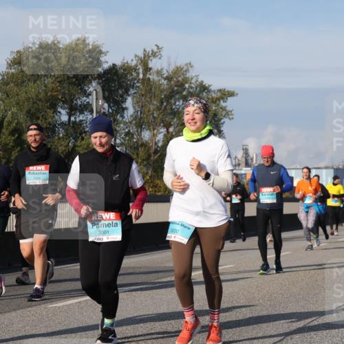 03.10.2025 - Köhlbrandbrückenlauf Luisa Fischer http://msf.ph/oto/9021068 03.10.2025 11:13:53 Position 3 1606, 2999, 1497, 3001, 200, 3000 meine-sportfotos.de