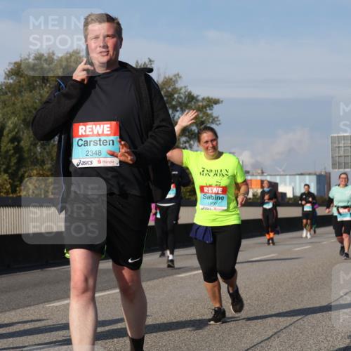 03.10.2025 - Köhlbrandbrückenlauf Luisa Fischer http://msf.ph/oto/9021189 03.10.2025 11:14:06 Position 3 2348, 1800 meine-sportfotos.de
