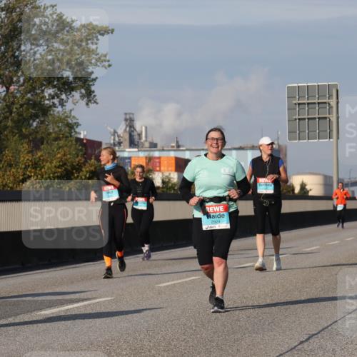 03.10.2025 - Köhlbrandbrückenlauf Luisa Fischer http://msf.ph/oto/9021194 03.10.2025 11:14:09 Position 3 2924 meine-sportfotos.de