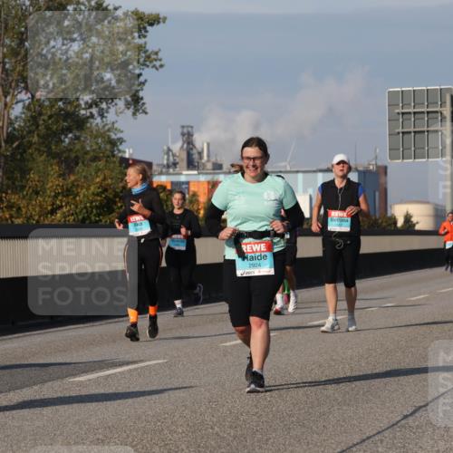 03.10.2025 - Köhlbrandbrückenlauf Luisa Fischer http://msf.ph/oto/9021200 03.10.2025 11:14:10 Position 3 2550, 2924 meine-sportfotos.de