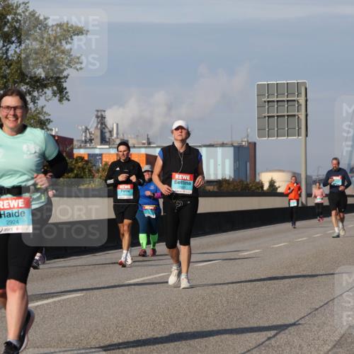 03.10.2025 - Köhlbrandbrückenlauf Luisa Fischer http://msf.ph/oto/9021217 03.10.2025 11:14:12 Position 3 2924, 3565, 2553 meine-sportfotos.de