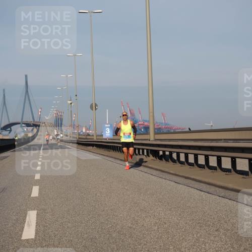 03.10.2025 - Köhlbrandbrückenlauf Fabian Wolf http://msf.ph/oto/9021395 03.10.2025 09:35:09 Position 3 3 meine-sportfotos.de