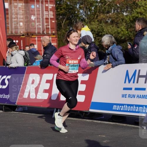 03.10.2025 - Köhlbrandbrückenlauf Michael Burmester http://msf.ph/oto/9021413 03.10.2025 10:22:44 Ziel 1452, 1934, 2028, 2031, 2099, 2682, 3322, 3574 meine-sportfotos.de