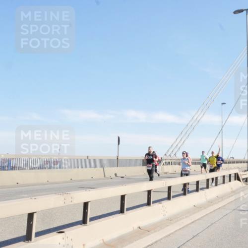 03.10.2025 - Köhlbrandbrückenlauf Matties Gatica Varas http://msf.ph/oto/9021426 03.10.2025 12:25:10 Position 1  meine-sportfotos.de