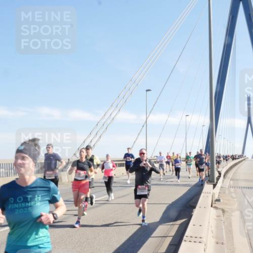 03.10.2025 - Köhlbrandbrückenlauf Matties Gatica Varas http://msf.ph/oto/9021444 03.10.2025 12:25:21 Position 1 2025 meine-sportfotos.de