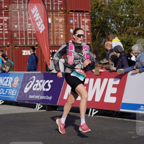 03.10.2025 - Köhlbrandbrückenlauf Michael Burmester http://msf.ph/oto/9021445 03.10.2025 10:22:47 Ziel 1320, 1452, 1934, 2028, 2031, 2682, 2690, 2861, 2862, 3322, 3574 meine-sportfotos.de