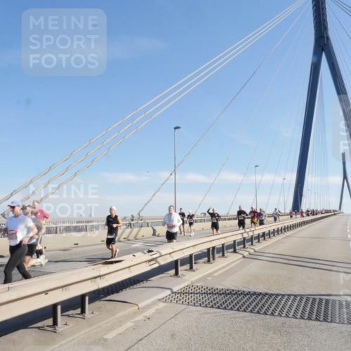 03.10.2025 - Köhlbrandbrückenlauf Matties Gatica Varas http://msf.ph/oto/9021518 03.10.2025 12:26:12 Position 1  meine-sportfotos.de