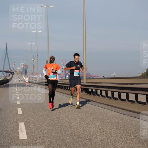 03.10.2025 - Köhlbrandbrückenlauf Fabian Wolf http://msf.ph/oto/9021563 03.10.2025 09:35:29 Position 3  meine-sportfotos.de