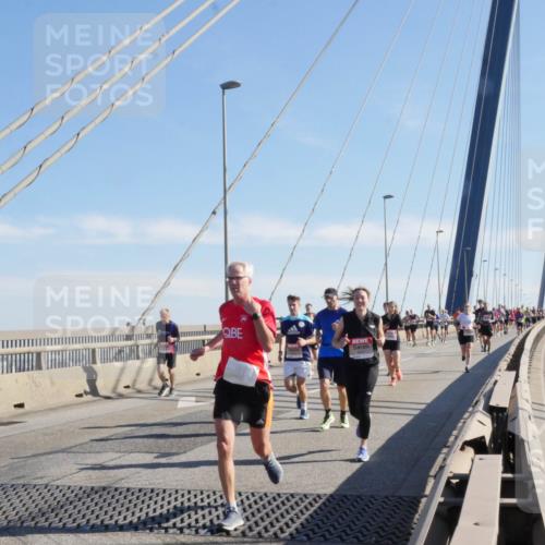 03.10.2025 - Köhlbrandbrückenlauf Matties Gatica Varas http://msf.ph/oto/9021575 03.10.2025 12:26:28 Position 1  meine-sportfotos.de
