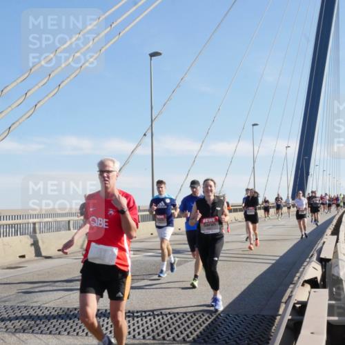 03.10.2025 - Köhlbrandbrückenlauf Matties Gatica Varas http://msf.ph/oto/9021577 03.10.2025 12:26:29 Position 1  meine-sportfotos.de