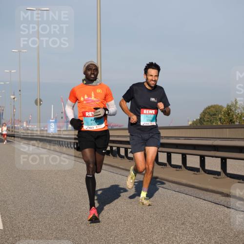 03.10.2025 - Köhlbrandbrückenlauf Fabian Wolf http://msf.ph/oto/9021586 03.10.2025 09:35:31 Position 3 3, 3714, 3760, 8000000 meine-sportfotos.de