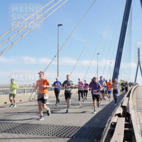 03.10.2025 - Köhlbrandbrückenlauf Matties Gatica Varas http://msf.ph/oto/9021627 03.10.2025 12:26:41 Position 1  meine-sportfotos.de