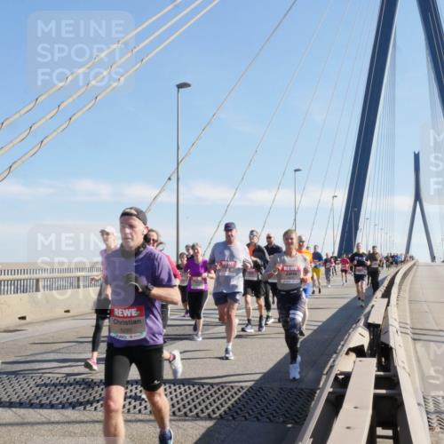 03.10.2025 - Köhlbrandbrückenlauf Matties Gatica Varas http://msf.ph/oto/9021636 03.10.2025 12:26:43 Position 1 6285 meine-sportfotos.de