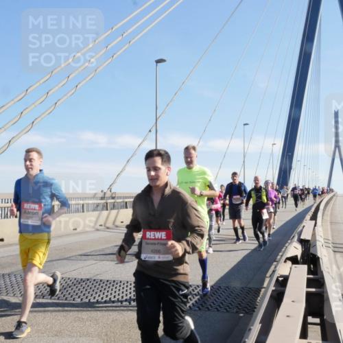 03.10.2025 - Köhlbrandbrückenlauf Matties Gatica Varas http://msf.ph/oto/9021655 03.10.2025 12:26:49 Position 1 1268, 4266 meine-sportfotos.de