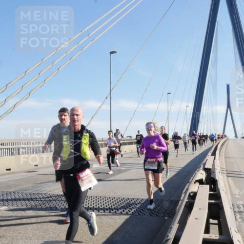 03.10.2025 - Köhlbrandbrückenlauf Matties Gatica Varas http://msf.ph/oto/9021666 03.10.2025 12:26:52 Position 1 4658, 6423 meine-sportfotos.de