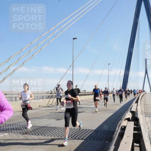 03.10.2025 - Köhlbrandbrückenlauf Matties Gatica Varas http://msf.ph/oto/9021672 03.10.2025 12:26:53 Position 1  meine-sportfotos.de