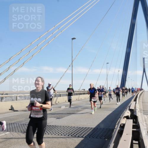 03.10.2025 - Köhlbrandbrückenlauf Matties Gatica Varas http://msf.ph/oto/9021673 03.10.2025 12:26:54 Position 1 6409 meine-sportfotos.de