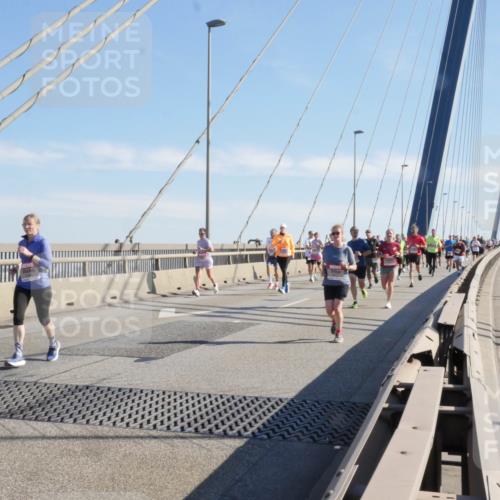 03.10.2025 - Köhlbrandbrückenlauf Matties Gatica Varas http://msf.ph/oto/9021751 03.10.2025 12:27:13 Position 1  meine-sportfotos.de