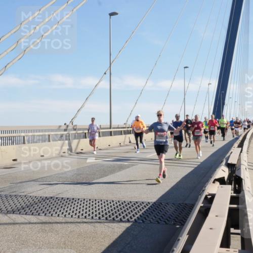 03.10.2025 - Köhlbrandbrückenlauf Matties Gatica Varas http://msf.ph/oto/9021752 03.10.2025 12:27:14 Position 1  meine-sportfotos.de