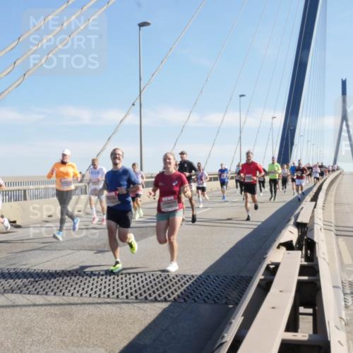 03.10.2025 - Köhlbrandbrückenlauf Matties Gatica Varas http://msf.ph/oto/9021764 03.10.2025 12:27:16 Position 1  meine-sportfotos.de