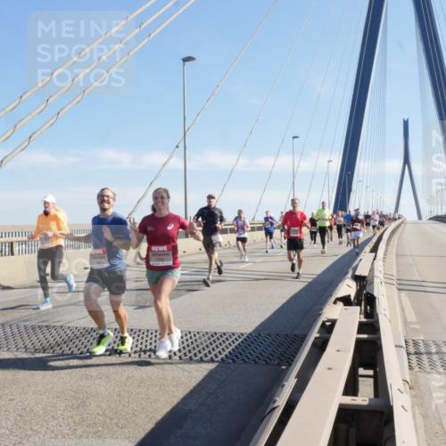 03.10.2025 - Köhlbrandbrückenlauf Matties Gatica Varas http://msf.ph/oto/9021766 03.10.2025 12:27:17 Position 1  meine-sportfotos.de