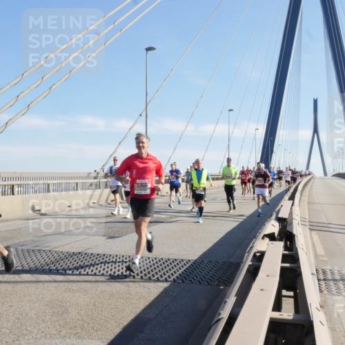 03.10.2025 - Köhlbrandbrückenlauf Matties Gatica Varas http://msf.ph/oto/9021775 03.10.2025 12:27:19 Position 1  meine-sportfotos.de