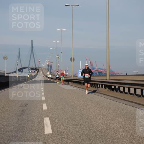 03.10.2025 - Köhlbrandbrückenlauf Fabian Wolf http://msf.ph/oto/9021783 03.10.2025 09:36:28 Position 3  meine-sportfotos.de